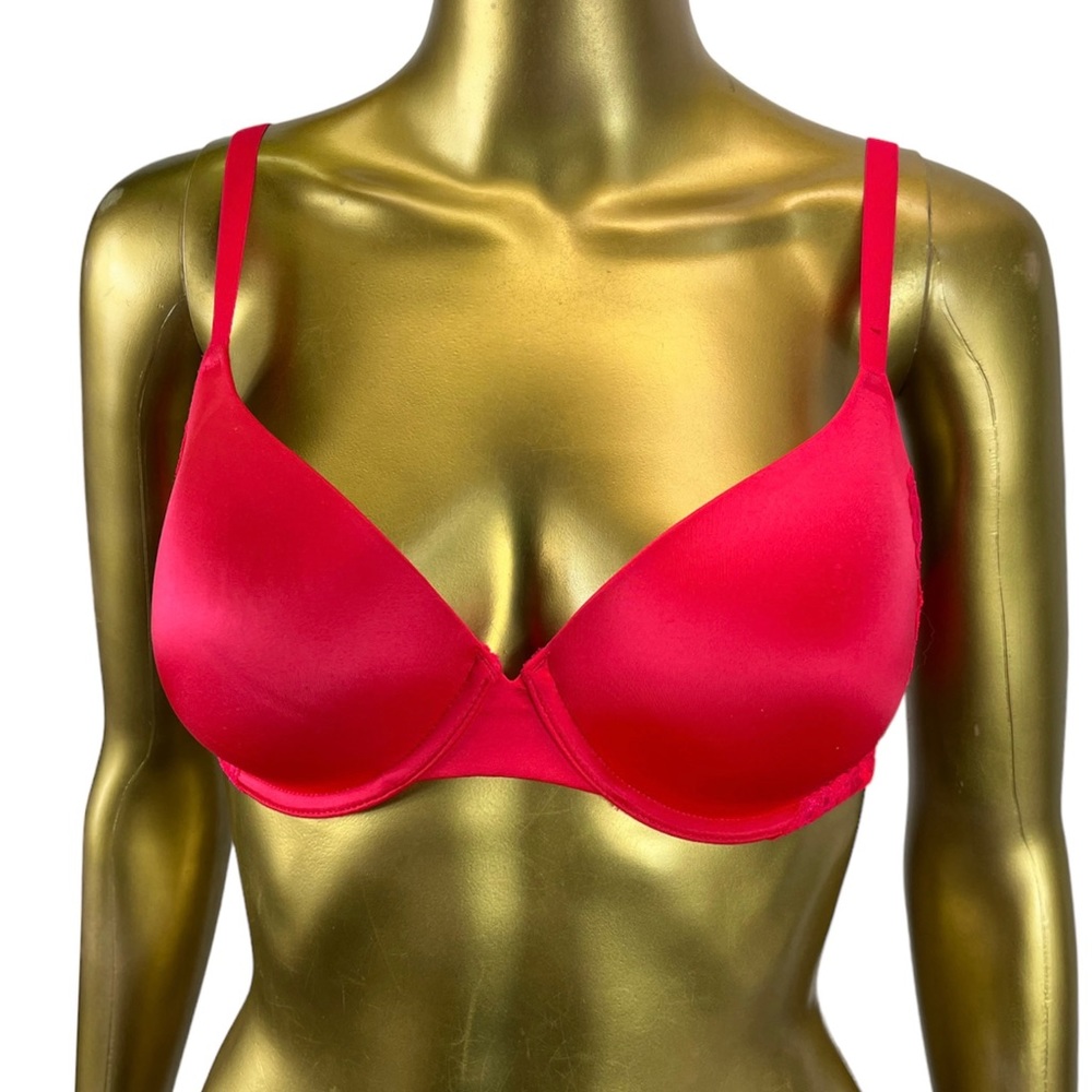 La Senza Red Padded T-Shirt Bra 32D Underwire Smooth Cup Everyday Support